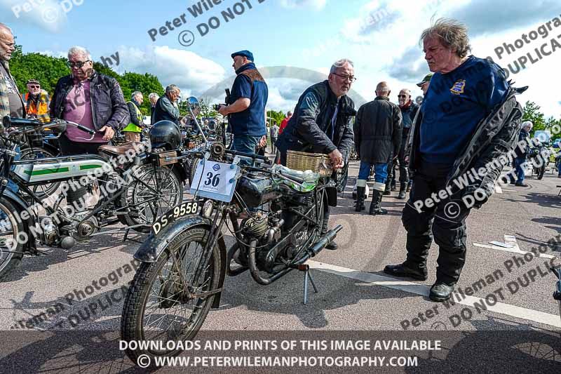 Vintage motorcycle club;eventdigitalimages;no limits trackdays;peter wileman photography;vintage motocycles;vmcc banbury run photographs